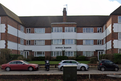 2 bedroom apartment to rent, Great North Road, East Finchley, London N2