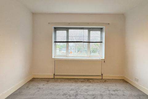 undefined, Great North Road, East Finchley, London N2