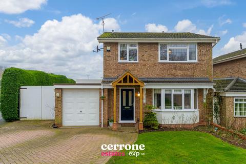 4 bedroom detached house for sale, Campden Close, Redditch B97