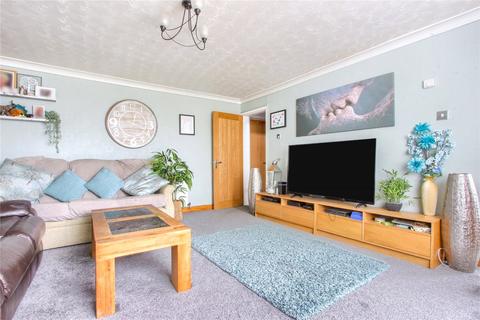 4 bedroom end of terrace house to rent, Conifer Close, Ormesby