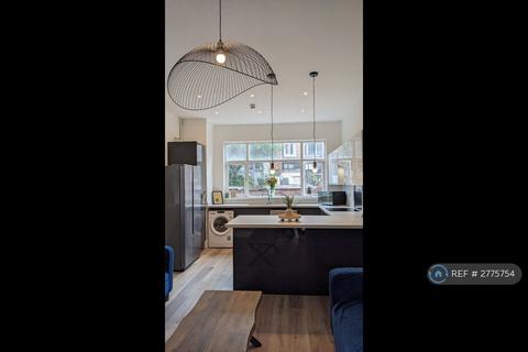 undefined, Belgrave Avenue, Manchester, M14