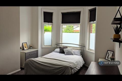undefined, Belgrave Avenue, Manchester, M14