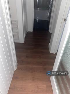 1 bedroom semi-detached house to rent, Heathdale Avenue, Hounslow, TW4