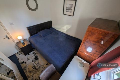 undefined, Great Galley Close, Barking, IG11