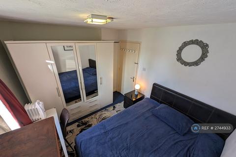 undefined, Great Galley Close, Barking, IG11