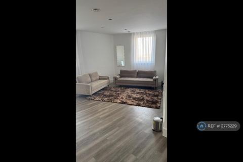 undefined, Healum Avenue, Southall, UB2