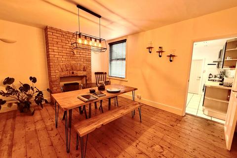 2 bedroom terraced house for sale, Old Town, Swindon SN1