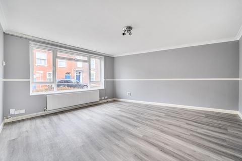 undefined, Victoria Street, Dunstable LU6