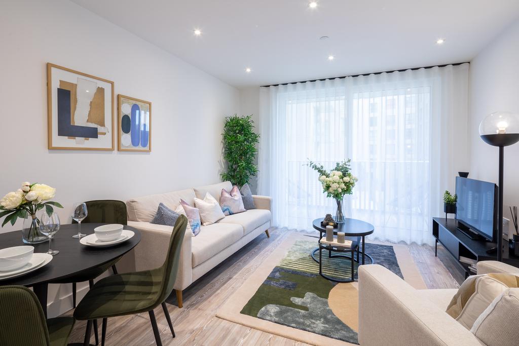 Apartment in Bristol, Bower Ashton, Ashton Gate - View 3