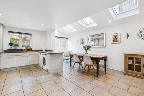 4 bedroom house for sale, Nansen Road, SW11