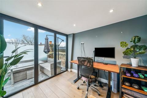 2 bedroom apartment for sale, Steerforth Street, SW18