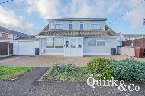 4 bedroom detached house for sale, Station Road, Canvey Island, SS8