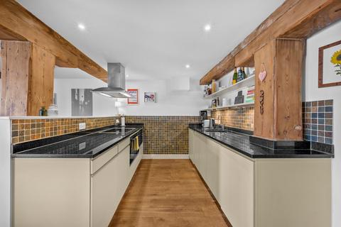 2 bedroom flat to rent, Rotherhithe Street, London, SE16