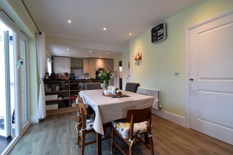 undefined, Newland Close, Hamilton, Leicester, Leicestershire