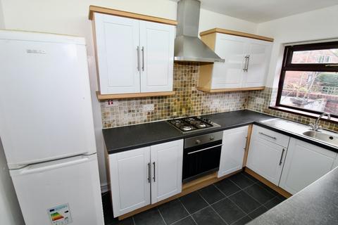 2 bedroom terraced house to rent, Rochdale OL11