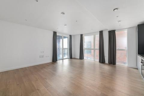 3 bedroom flat to rent, Parkes Street, London E20