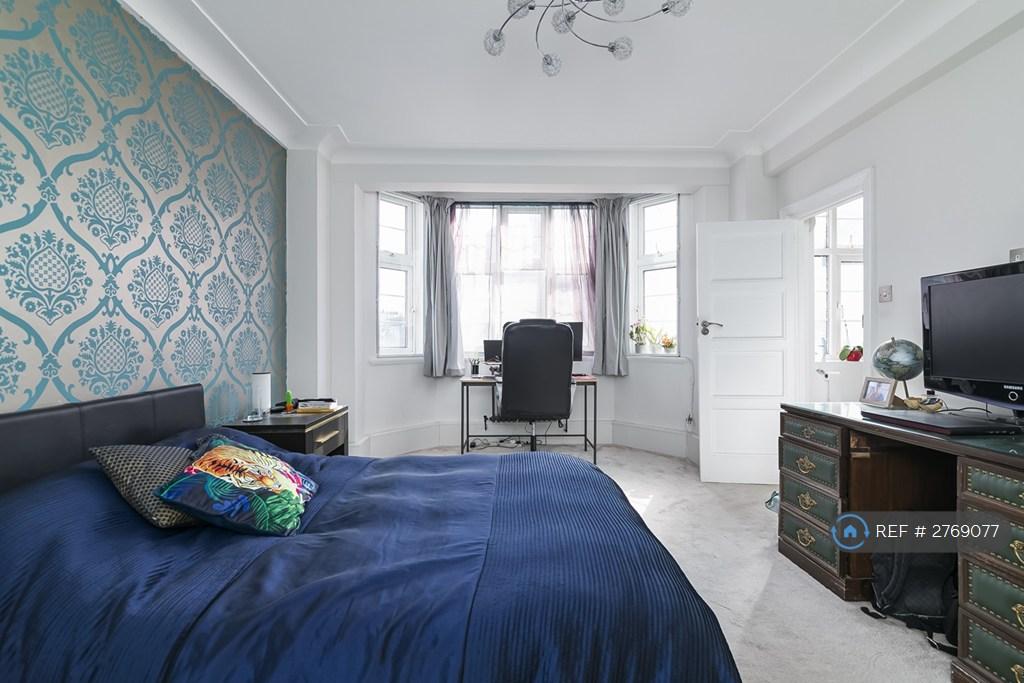 Spacious Master Bedroom