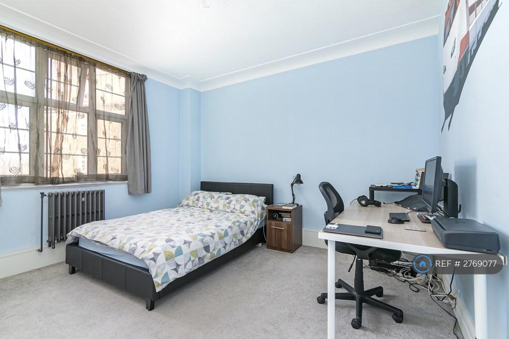 Second Large Bedroom