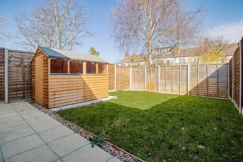 2 bedroom bungalow for sale, Champagne Walk, 6A Dudley Road, Finchley, London, N3