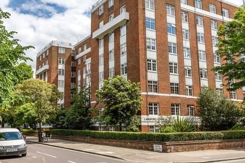 Studio to rent, NW8