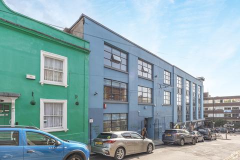 Office to rent, 77-79 Stokes Crof Bristol BS1 3RD