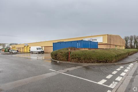 Warehouse to rent, Lynx Cres Weston Super Mare BS24 9ES