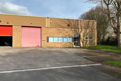 Warehouse to rent, Lynx Cres Weston Super Mare BS24 9DJ