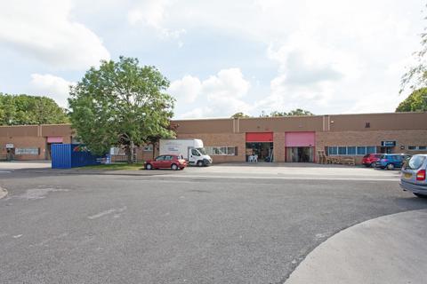 Warehouse to rent, Lynx Cres Weston Super Mare BS24 9DJ