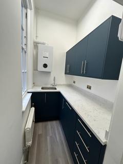 Office to rent, 59 Queen Charlotte St Bristol BS1 4HL