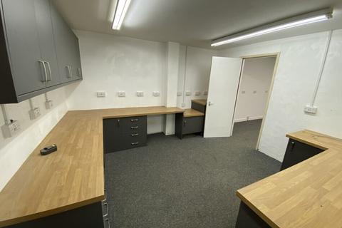 Industrial development to rent, Novers Hl Bristol BS3 5QE