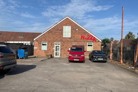 Industrial unit to rent, 22a Griffin Rd Clevedon BS21 6HH