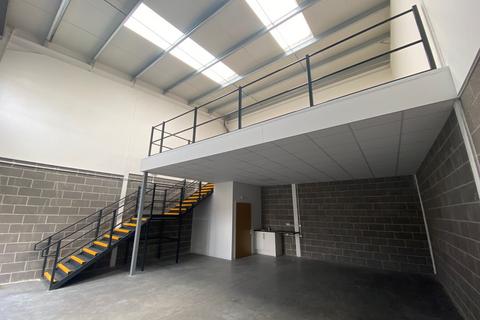 Warehouse to rent, 198-202 Broomhill Rd Bristol BS4 4SA