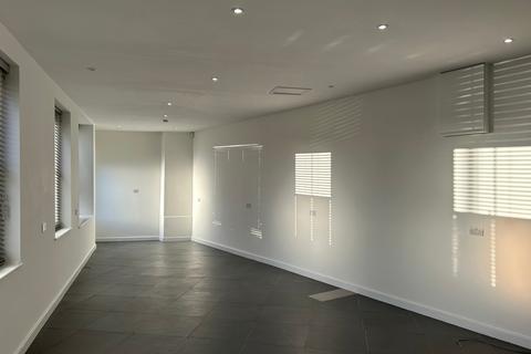 Retail property (high street) to rent, 1-2 Perry Rd Bristol BS1 5BQ