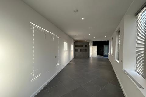 Retail property (high street) to rent, 1-2 Perry Rd Bristol BS1 5BQ