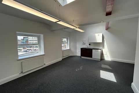 Office to rent, 71 Queens Rd Bristol BS8 1QP