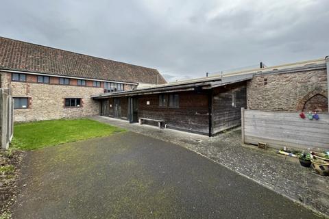 Mixed use for sale, High St Bristol BS11 0DE