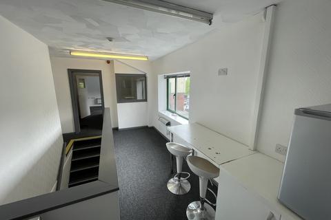 Industrial development to rent, Netham Rd Bristol BS5 9PF