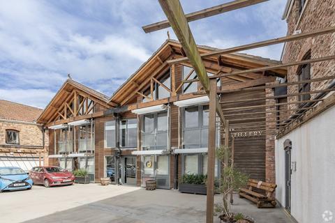 Office to rent, 7-11 Lodway Bristol BS20 0DH