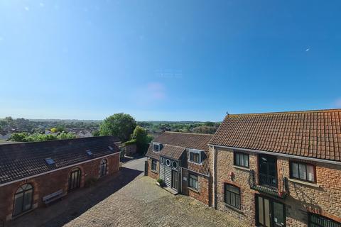 Office to rent, 7-11 Lodway Bristol BS20 0DH