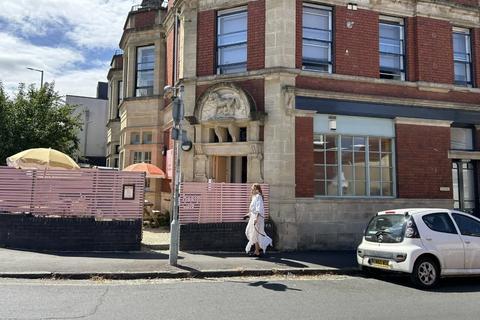 Pub to rent, 166 West St Bristol BS3 3NB