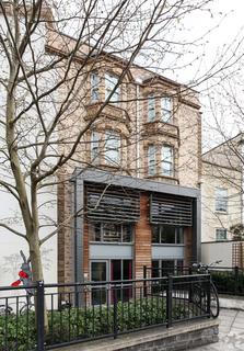Office to rent, 154 Cheltenham Rd Bristol BS6 5RL