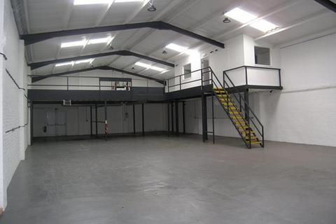 Warehouse to rent, 27-28 Morses Ln Brightlingsea CO7 0SF