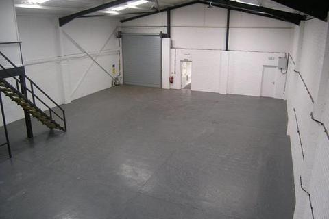 Warehouse to rent, 27-28 Morses Ln Brightlingsea CO7 0SF
