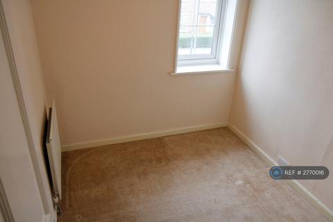 3 bedroom terraced house to rent, Blanchland Road, Morden, SM4