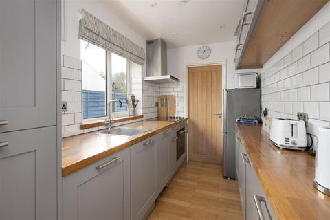2 bedroom terraced house for sale, Albert Street, Whitstable