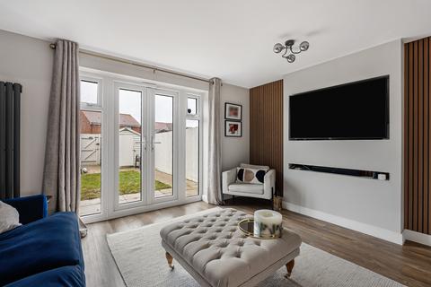 3 bedroom semi-detached house for sale, Maytree Crescent, Harlow CM17
