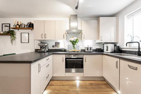 3 bedroom semi-detached house for sale, Maytree Crescent, Harlow CM17