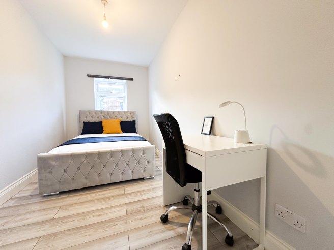 Wesley-avenue-nw10-7bn-1039400