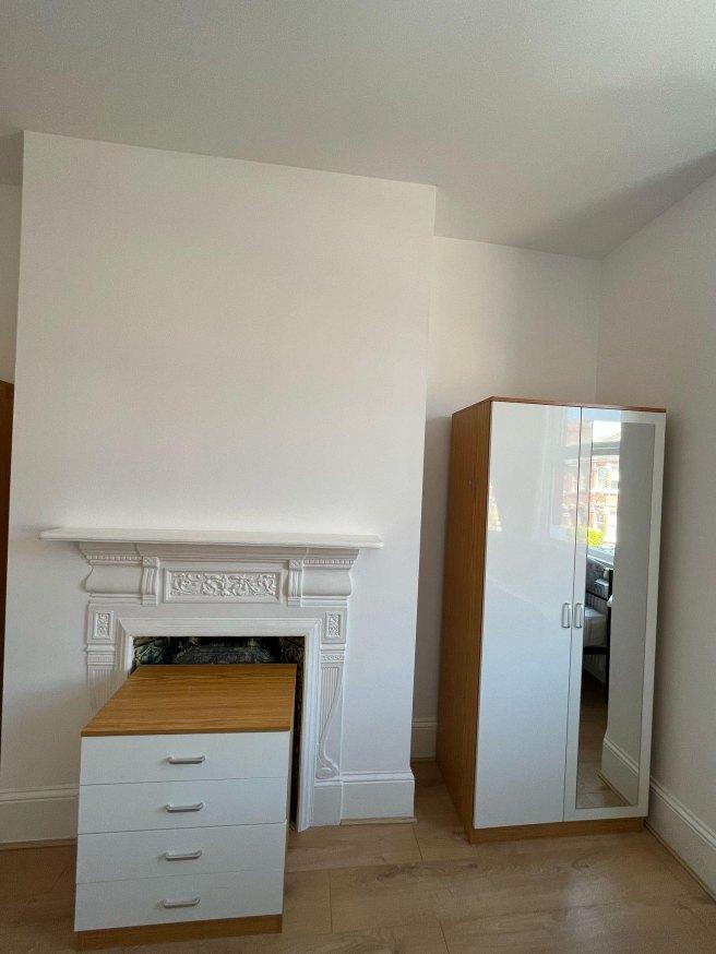 Wesley-avenue-nw10-7bn-1039410