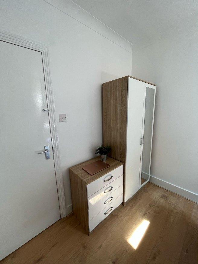 Wesley-avenue-nw10-7bn-1039423
